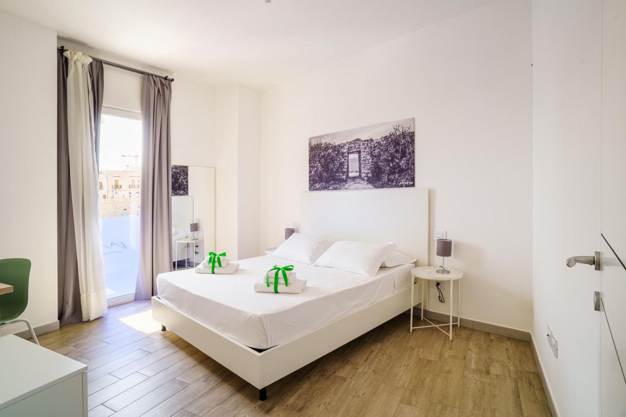 Aparthotel Le Marine Bisceglie Exterior photo