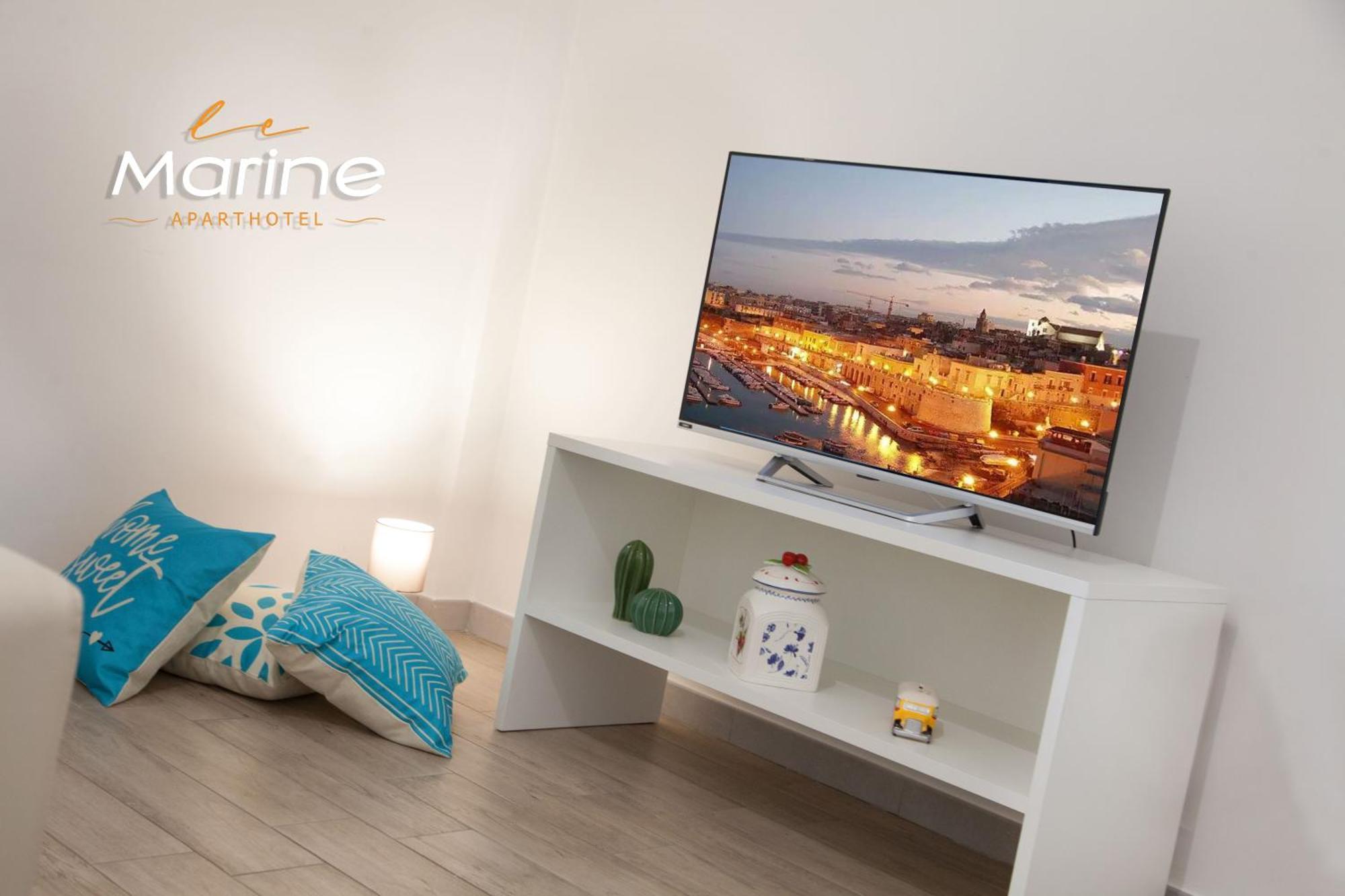 Aparthotel Le Marine Bisceglie Exterior photo