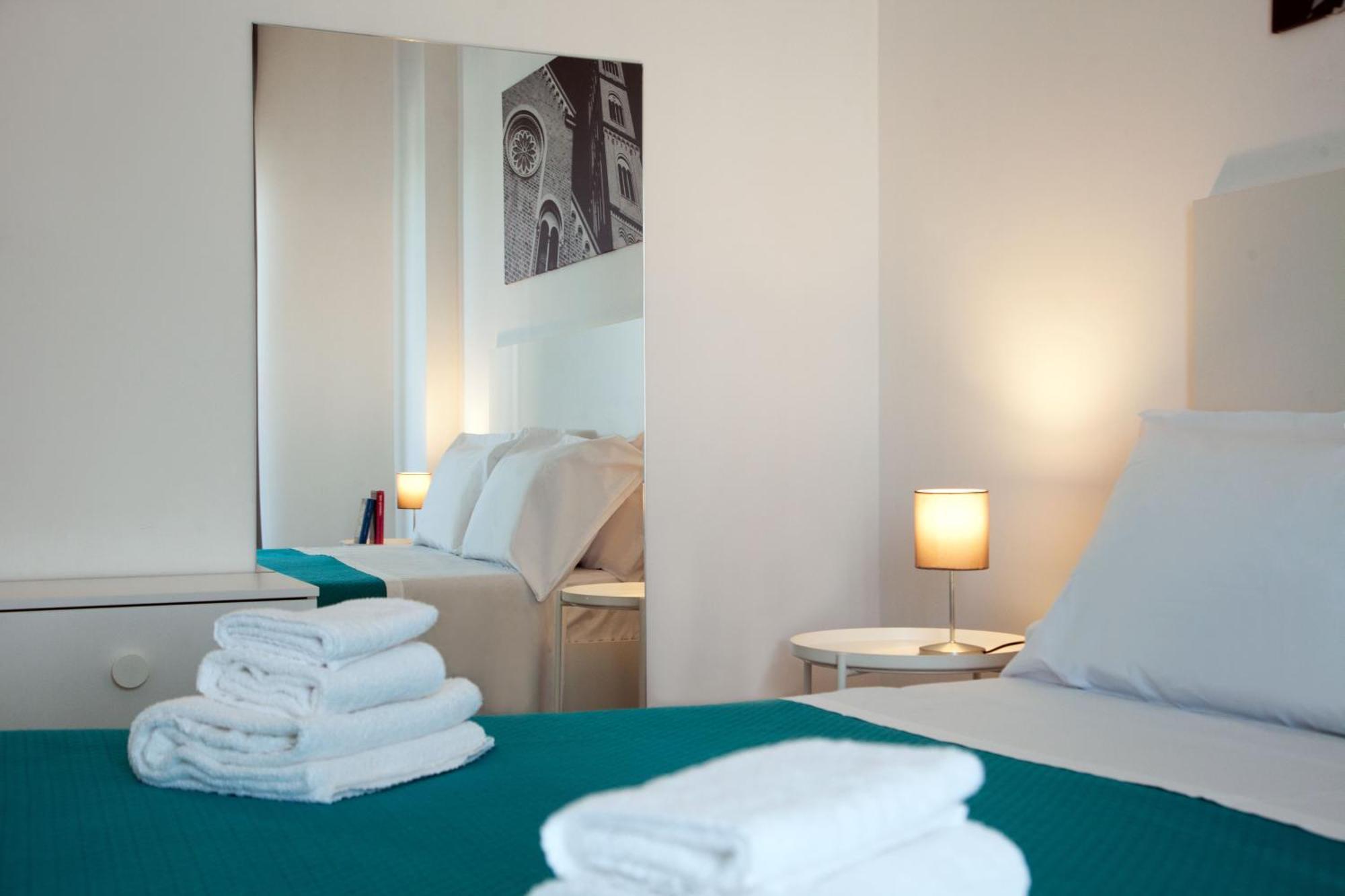 Aparthotel Le Marine Bisceglie Exterior photo